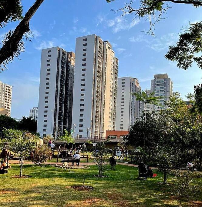 Laguna Linda Vista *